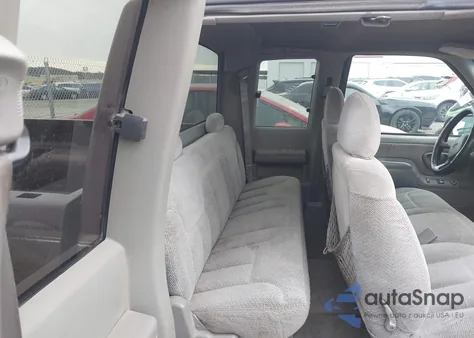 1998 Chevrolet C1500 Fleetside из США, поврежденный, VIN 1GCEC19R9WR126561